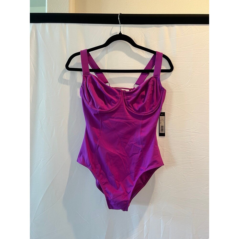 Women's Magenta Underwire One-Piece Swimsuit